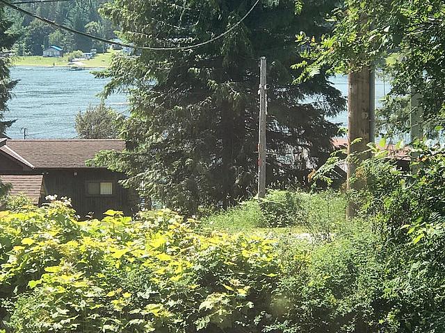 For Sale 1/4 Acre Lot