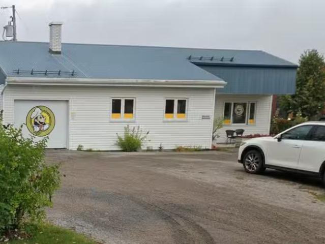 For sale: 1566 Rue Emerson, Québec La Haute Saint Charles, Q.