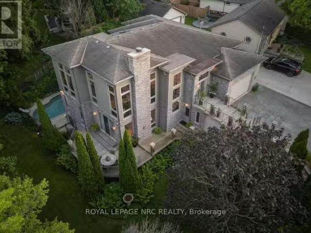 For sale: 164A LAKESHORE ROAD, St. Catharines Vine/Linwell.