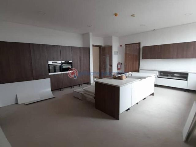 For sale: 1 bedroom Block Of Flats Ikoyi Lagos PID: 7PAWVH | Private Property Nigeria