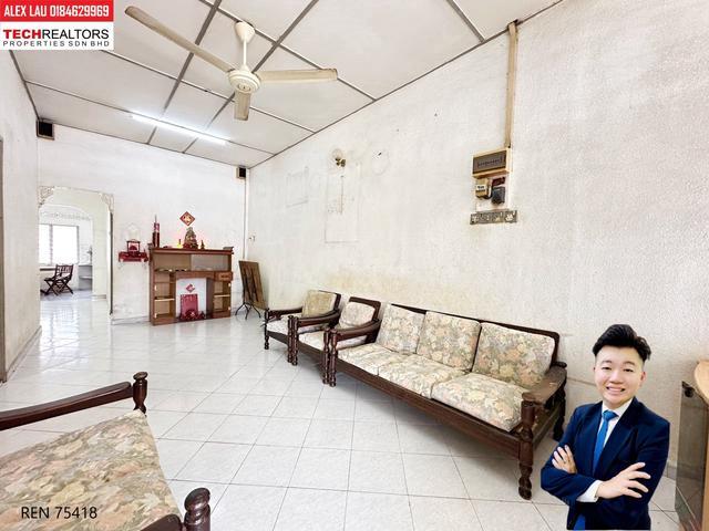 FOR SALE 1 Storey Tarrece House Taman Ria jayaNear Tuanku Haminah