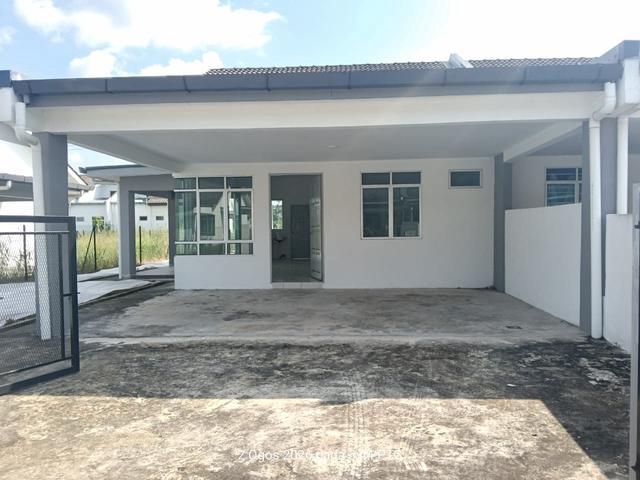 For Sale 1 Storey Corner HouseKota Seramika Tapah Kuching Swak