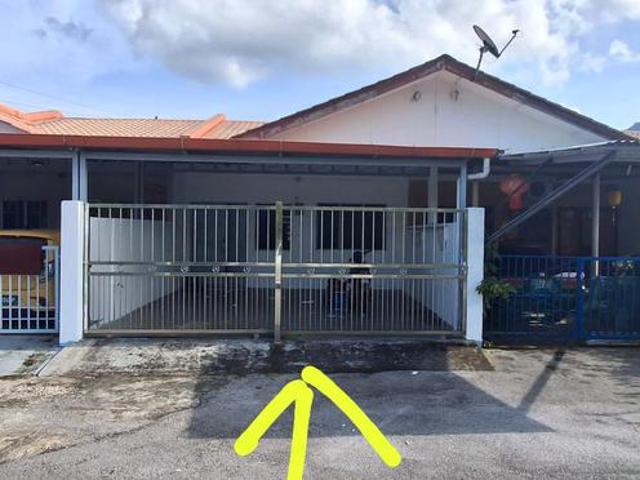 For Sale 1 Storey Intermediate House Jalan KuchingBau Sarawak