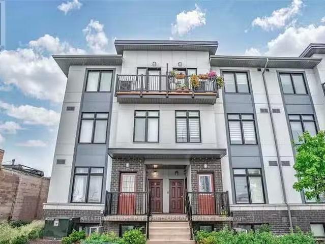 For sale: 25 630 ROGERS ROAD, Toronto Keelesdale Eglinton W.
