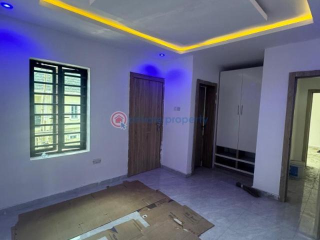 For sale: 2 bedroom Block Of Flats College Road Ifako ogba Lagos PID: 8PCBWL | Private Property Nigeria