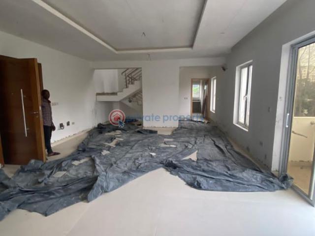 For sale: 2 bedroom Block Of Flats Mojisola Onikoyi Estate Lagos PID: 3PBPVC | Private Property Nigeria
