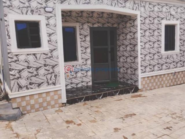 For sale: 2 bedroom Block Of Flats Silver Estate Idimu Egbe/Idimu Lagos PID: 9PBQEK | Private Property Nigeria