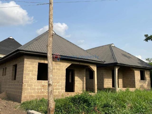 For sale: 2 bedroom Bungalow Mango Oke Ata. Abeokuta Ogun PID: 0PBSVE | Private Property Nigeria