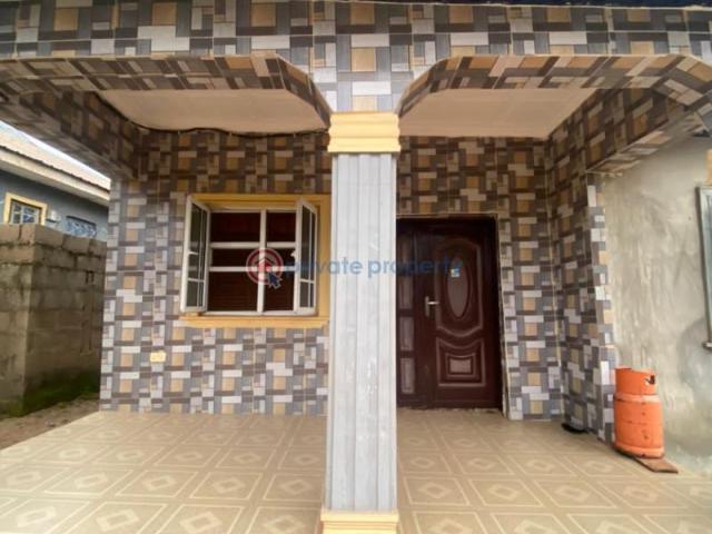 For sale: 2 bedroom Bungalow Sawmill Adebayo Area. Abeokuta Ogun PID: 6PBVFH | Private Property Nigeria