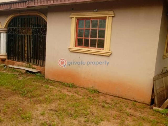 For sale: 2 bedroom House Umuagbali Family Ughelli South Delta PID: 9PCMMD | Private Property Nigeria