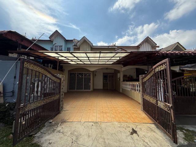For Sale 2 Storey Terrace at Rawang Perdana