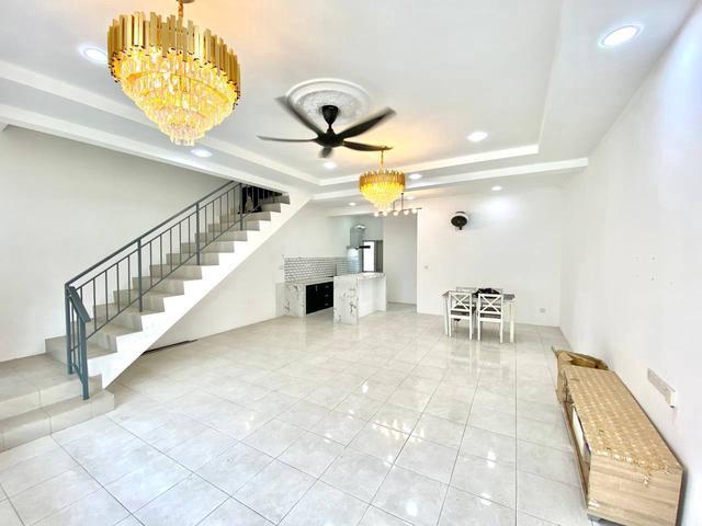 FOR SALE 2 Storey Terrace Garden Villa Taman Tasik Semenyih