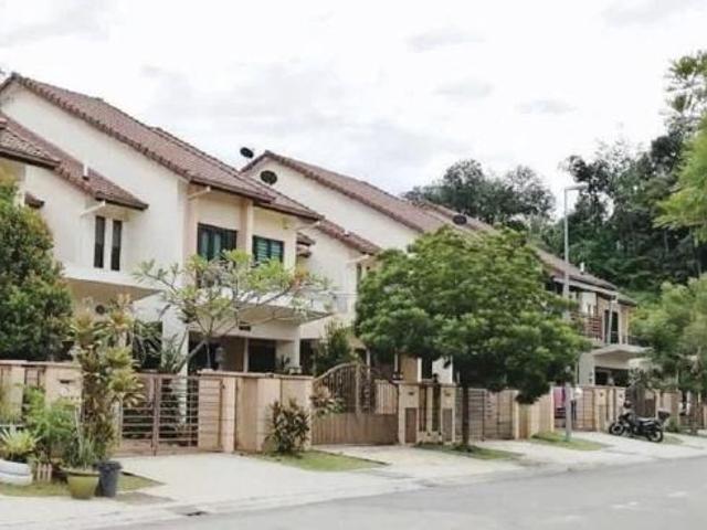For Sale 2 Storey Terrace 26x75 Putra Heights Subang Jaya