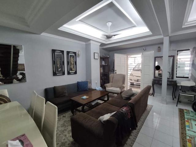For Sale 2 storey fully renovated Seksyen 25 Shah Alam Freehold