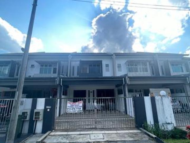 For Sale 2 Storey Intermediate Terraced at Lorong Uni Central