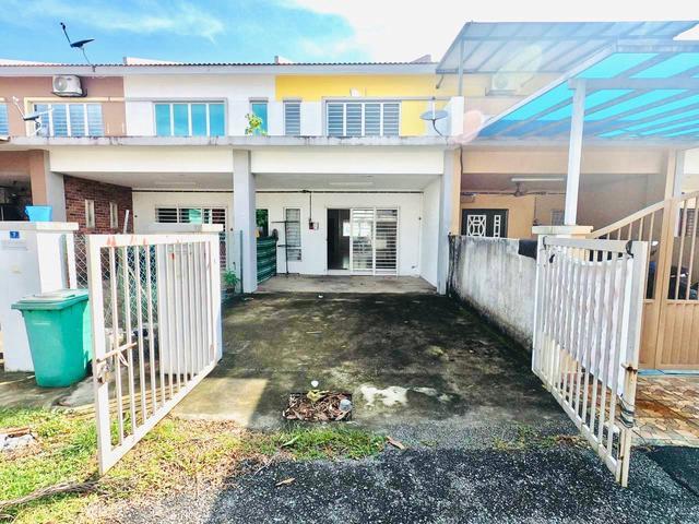 FOR SALE 2 Sty Terrace Semenyih Parkland Seksyen 6 Bandar Rinching