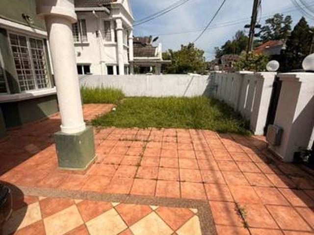 FOR SALE 2 12 sty BUNGALOW GOOD ENVIRONMENT BIG HOUSE
