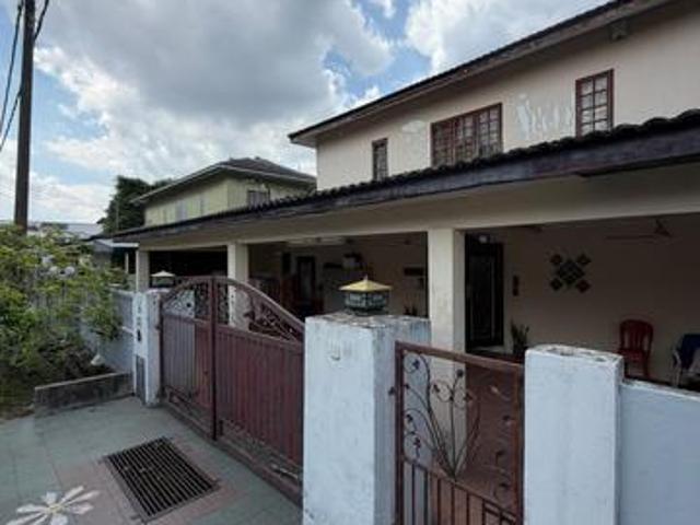FOR SALE 2sty Corner SEMID Bandar Country Homes RawangRENOVATED