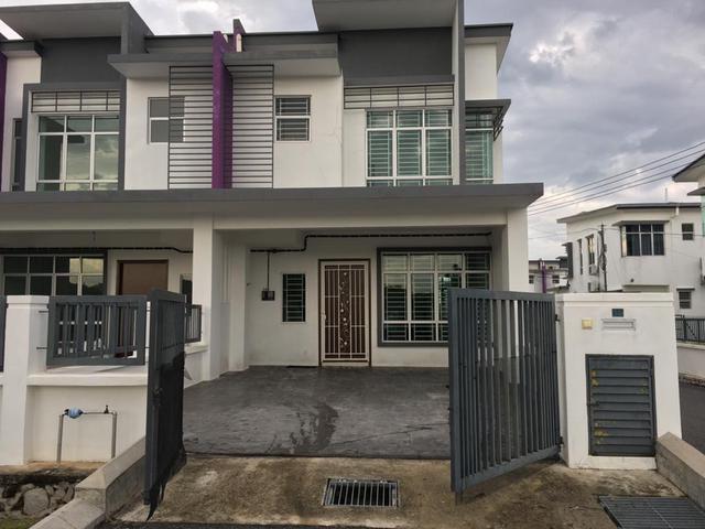 FOR SALE 2Storey End Lot House