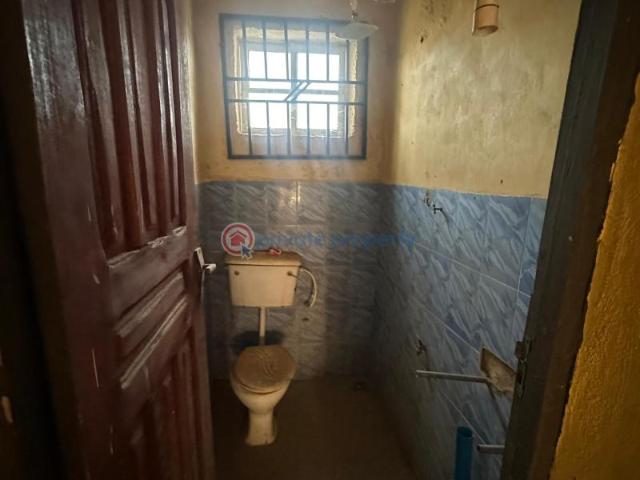 For sale: 3 bedroom Block Of Flats Adaba Near Lifeforte School Apete Ibadan Oyo PID: 2PCNQL | Private Property Nigeria