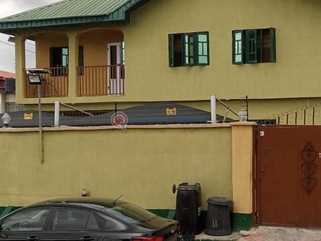 For sale: 3 bedroom Block Of Flats Ajao Estate Isolo Lagos PID: 5PBFHD | Private Property Nigeria