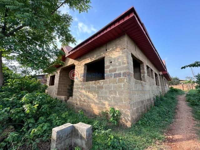 For sale: 3 bedroom Block Of Flats Alapata Near Lifeforte Apete Ibadan Oyo PID: 4PCNQF | Private Property Nigeria