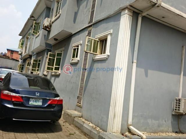 For sale: 3 bedroom Block Of Flats Extension Omole Phase 2 Ojodu Lagos PID: 9PCKQC | Private Property Nigeria