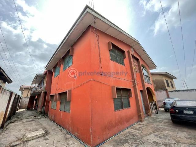 For sale: 3 bedroom Block Of Flats Ibadan Oyo PID: 4PBFSD | Private Property Nigeria