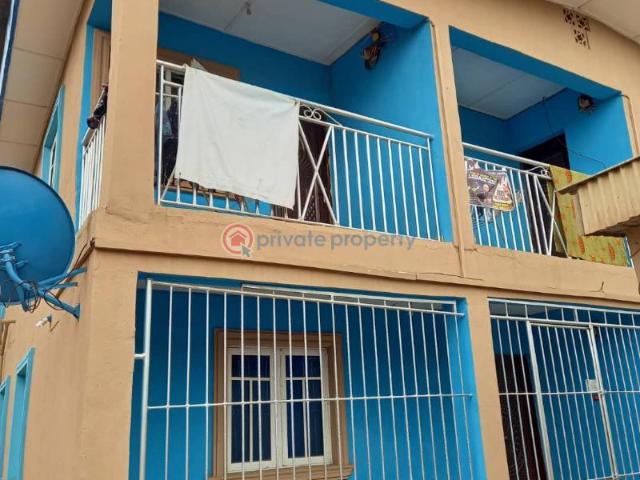 For sale: 3 bedroom Block Of Flats Iju Ishaga Agege Lagos PID: 3PBRVU | Private Property Nigeria