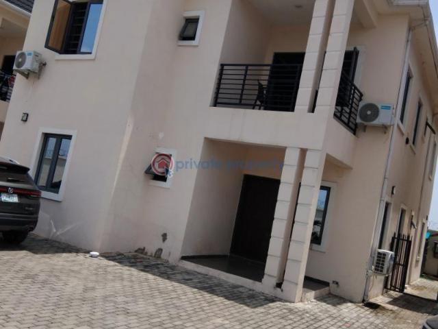 For sale: 3 bedroom Block Of Flats Lekki Scheme 2 Peninsula Abraham Adesanya Ajah Lagos PID: 3PCQVK | Private Property Nigeria