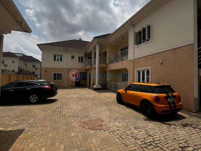 For sale: 3 bedroom Block Of Flats Wuye Abuja Phase 2 PID: 3PBSGF | Private Property Nigeria