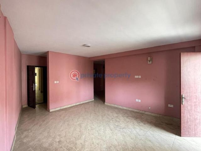 For sale: 3 bedroom Block Of Flats Yaba Lagos PID: 4PBNNV | Private Property Nigeria