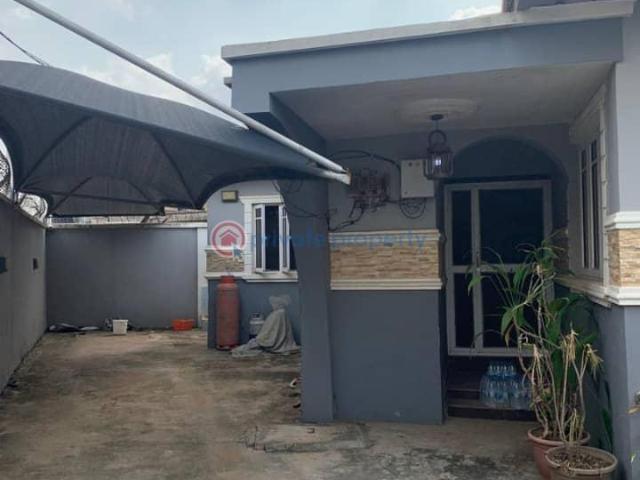 For sale: 3 bedroom Bungalow Obawole Ogba Bus stop Lagos PID: 4PBLXT | Private Property Nigeria