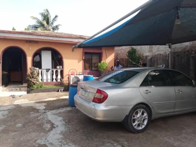 For sale: 3 bedroom Bungalow Shagari Estate Egbeda Egbe/Idimu Lagos PID: 9PBRSB | Private Property Nigeria