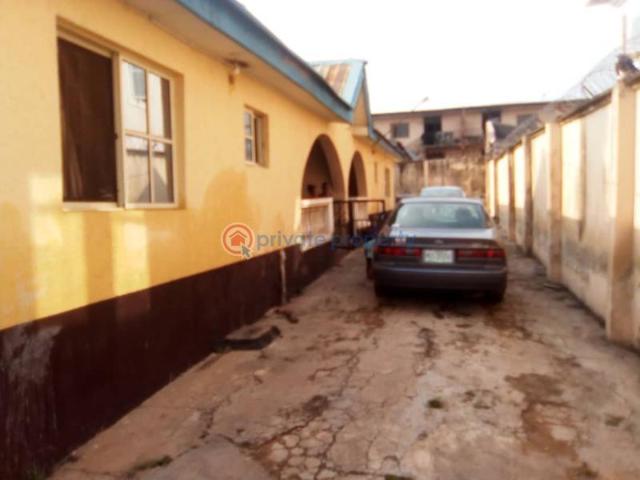 For sale: 3 bedroom House Degun Estate Eleyele Ibadan Oyo PID: 6PBSNN | Private Property Nigeria