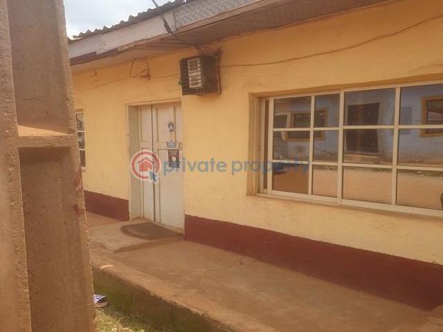 For sale: 3 bedroom House Karu Main District Karu Abuja Phase 4 PID: 2PBSRB | Private Property Nigeria