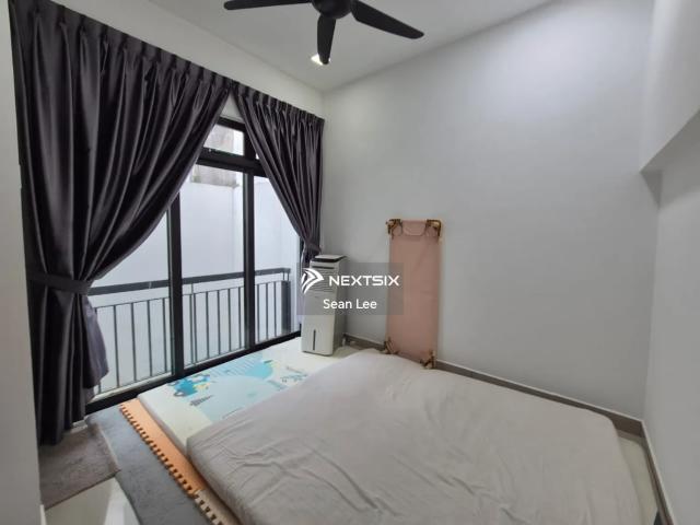 For sale – 3 storey shophouses at 7th mile, kuching