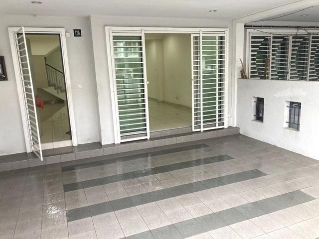 For Sale 3Storey Freehold Taman Aman Permai Bangi Below Market