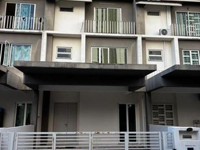 FOR SALE 3Storey Terrace House Jalan Mahsuri Bayan Baru Penang