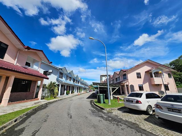 For Sale Taman Amansutra Townhouse Off Lintas Metro Town Iramanis