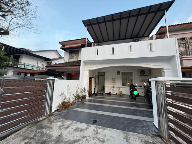 For Sale Taman Bukit indah Double Storey Revonation unit