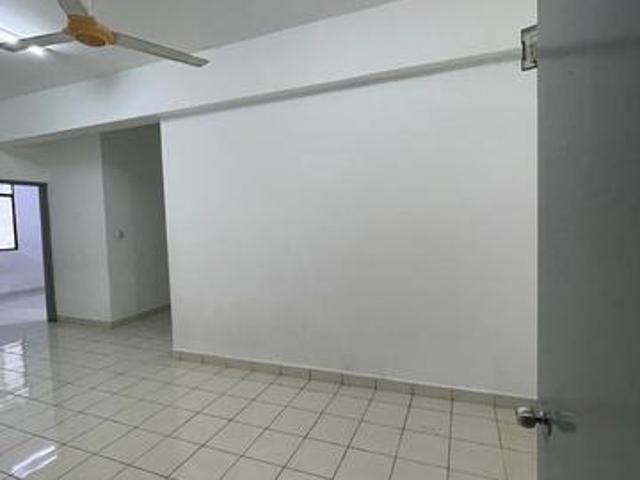 FOR SALE Taman Suria Penampang Shoplot Apartment