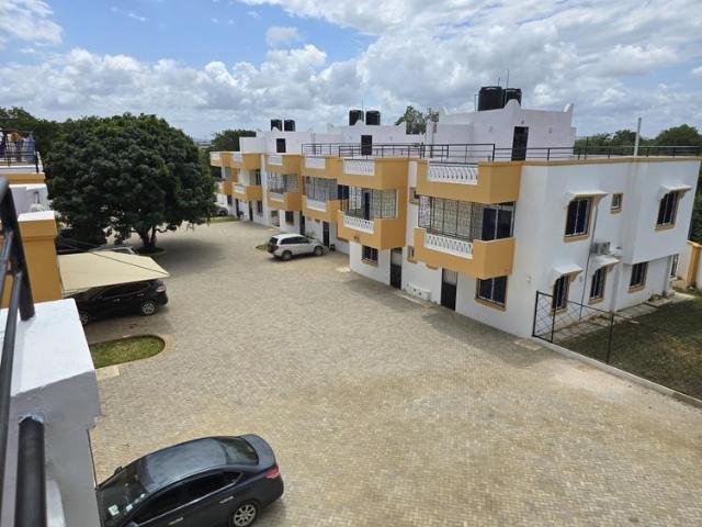 For sale | townhouses | 3 bedroom | phase 3 | kes. 8,500,000 | swimming pool | mtwapa