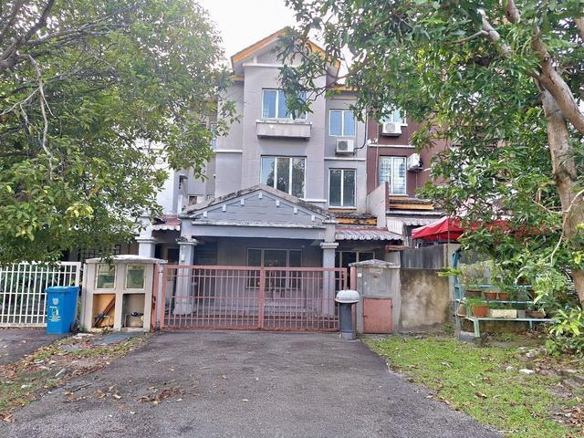FOR SALE Triple Storey Cluster Anggerik Aranda Kota Kemuning