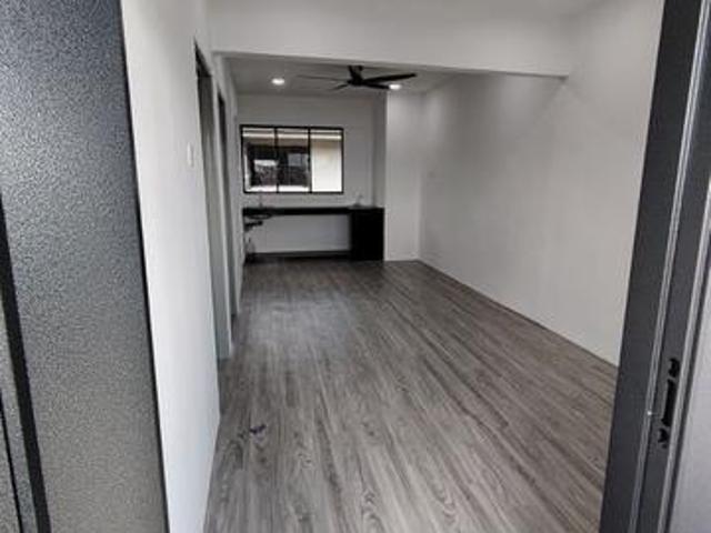 For Sale Tun Aminah Flat Revonation Unit Below Bank Value