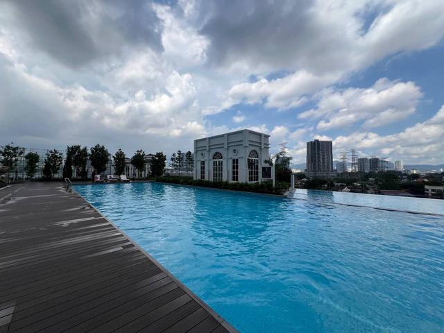 For sale Tuan 2egacy jalan kuching 3 bedroom 2 carpark