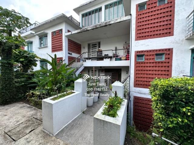 For sale|university prime condo