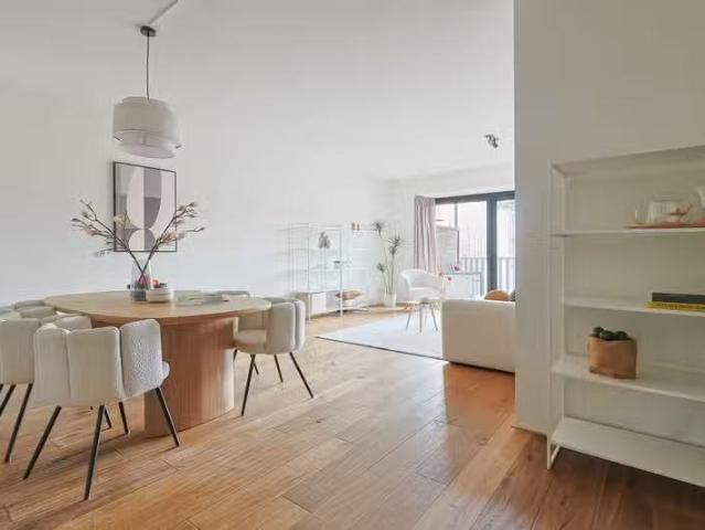 For sale: Van Oldenbarneveldtstraat 52M, 1052 KC Amsterdam