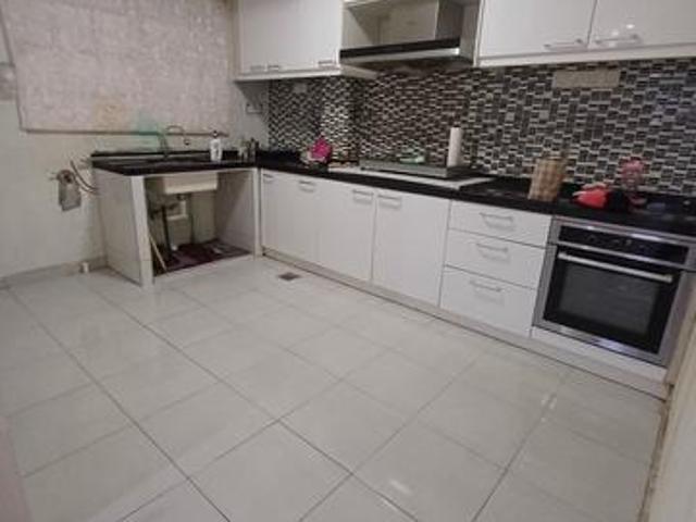 FOR SALE Vista Lavender ApartmentPuchong3 BedroomRenovated