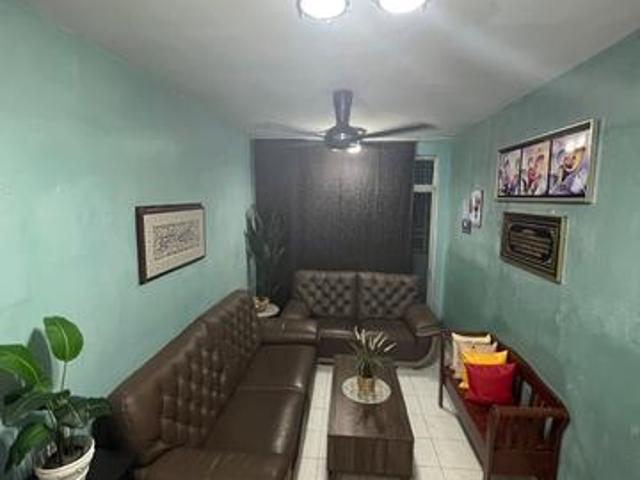 For Sale with Fully Furnishe INTANA RIA APARTMENT SEKSYEN 7 BANGI